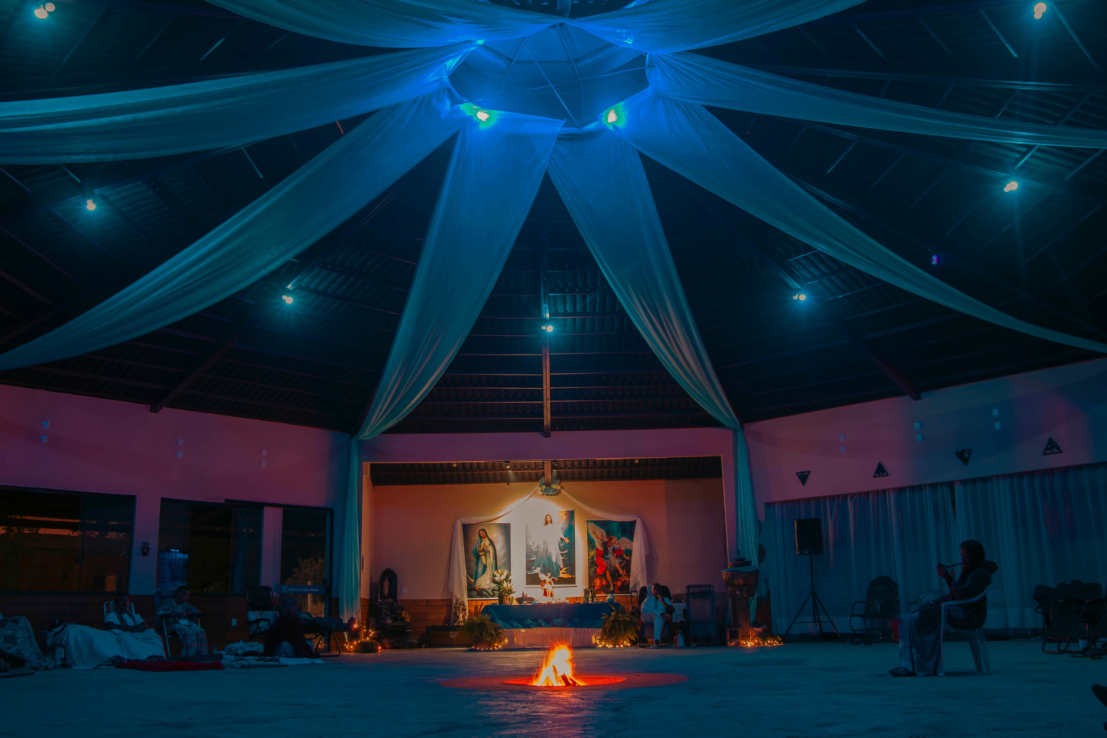 Saiba Mais - Servos de Luz